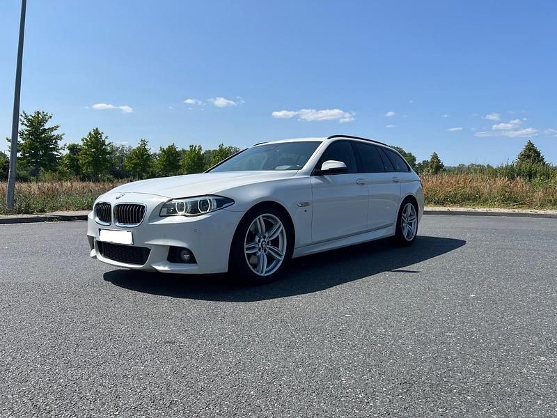 Gebraucht BMW 535 M Sport 313 PS (230 kW) 2017 Weiß Kombi