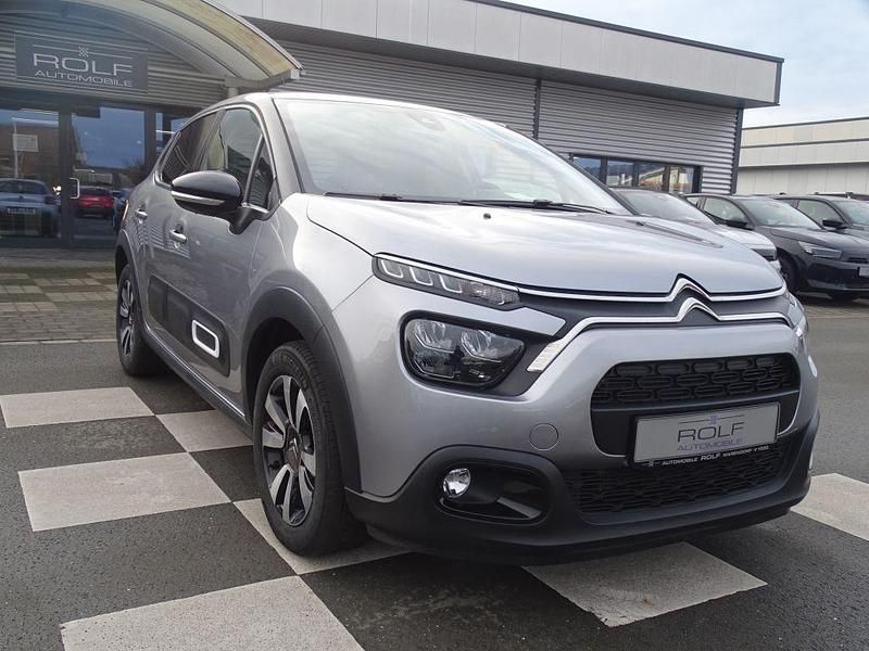 Gebraucht Citroën C3 Shine 110 PS (80 kW) 2024 Grau lack grau artense/metallic klarlack (metallic) Limousine