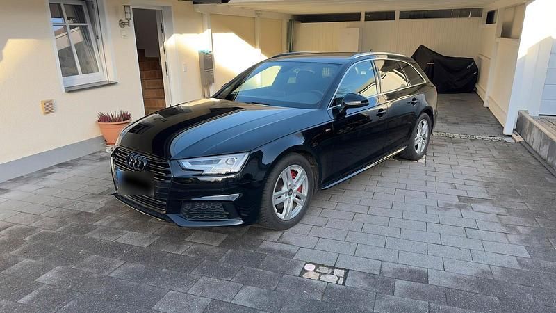 Gebraucht Audi A4 Ambiente 190 PS (139 kW) 2016 Schwarz Kombi