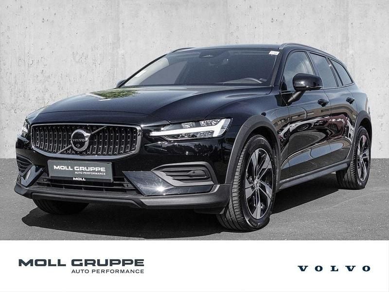 Black solid ´stone´ / solid Gebraucht 2023 Volvo V60 CC Plus Kombi | 35.350 € (Guter Preis) - Bild 1/4