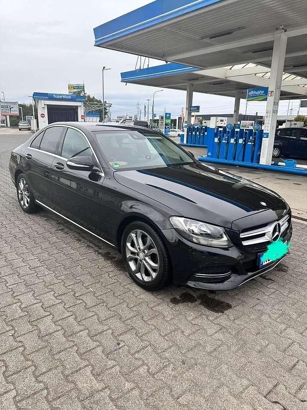 Schwarz Gebraucht 2014 Mercedes C200 Limousine | 14.000 € (Teuer) - Bild 1/4