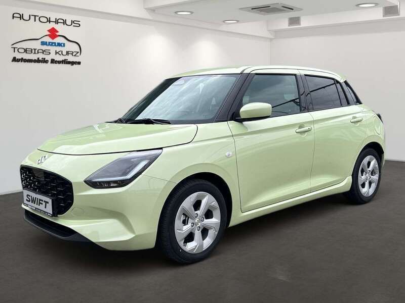 Cool yellow (wb2) Neu 2025 Suzuki Swift Comfort Kleinwagen | 22.349 € - Bild 1/4