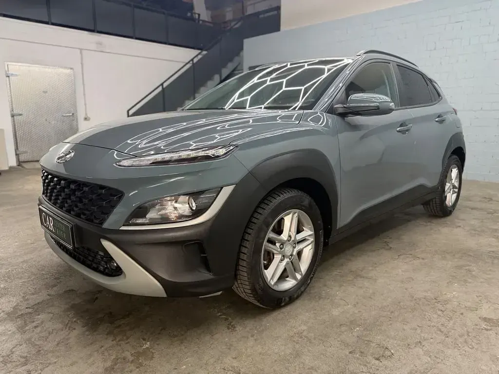 Gebraucht Hyundai Kona 105 PS (77 kW) 2021 Grün SUV