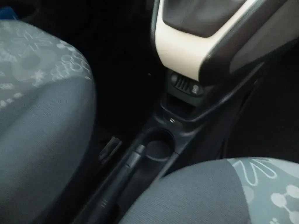 Używany Ford Ka Ambiente 69 KM (50 kW) 2015 Czerwony Hatchback