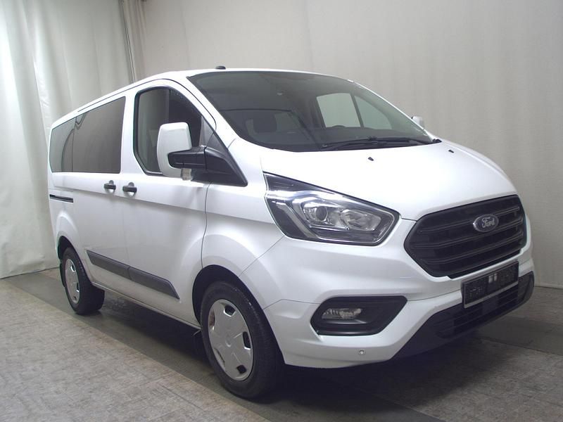 Gebraucht Ford Transit Custom 131 PS (96 kW) 2018 Frostweiß Limousine