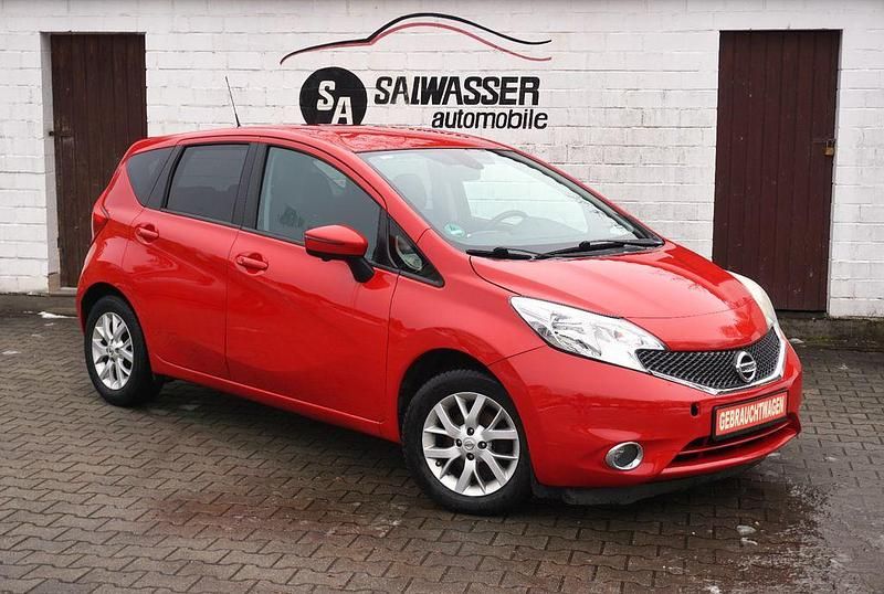 Gebraucht Nissan Note Acenta 90 PS (66 kW) 2015 Rot Limousine