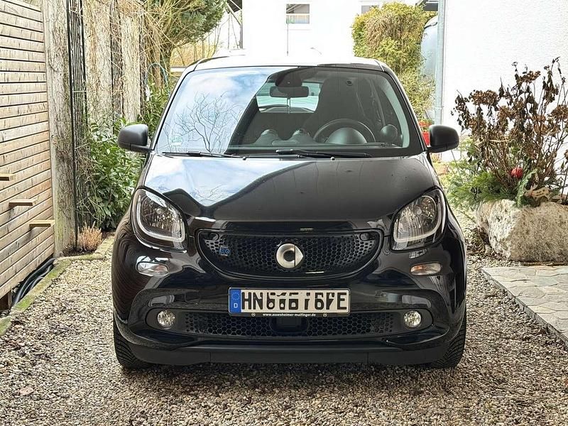 Gebraucht Smart ForFour Electric Drive Passion 60 kW (82 PS) 2019 Schwarz Kleinwagen