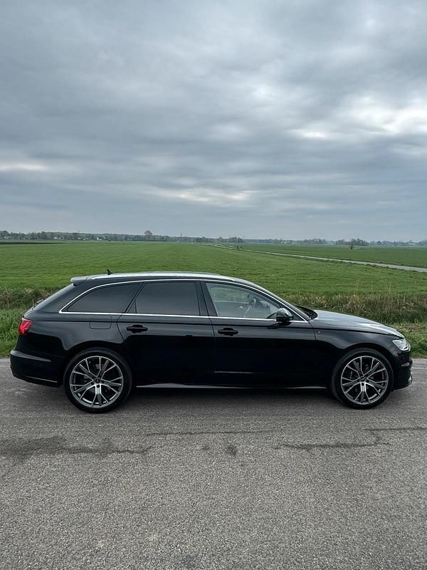 Schwarz Gebraucht 2015 Audi A6 Kombi | 17.950 € (Guter Preis) - Bild 1/4