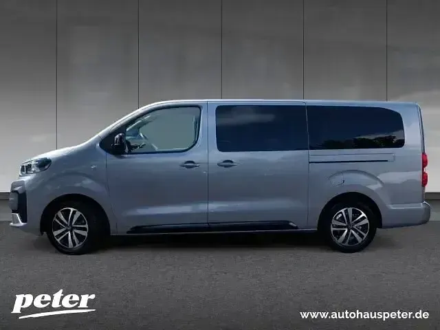 Używany Citroën Spacetourer 177 KM (130 kW) 2025 Szary Minivan