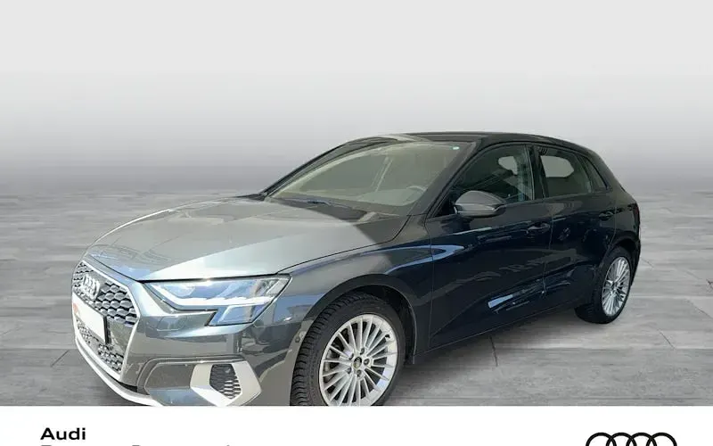 Gebraucht Audi A3 Advanced 110 PS (80 kW) 2023 Limousine