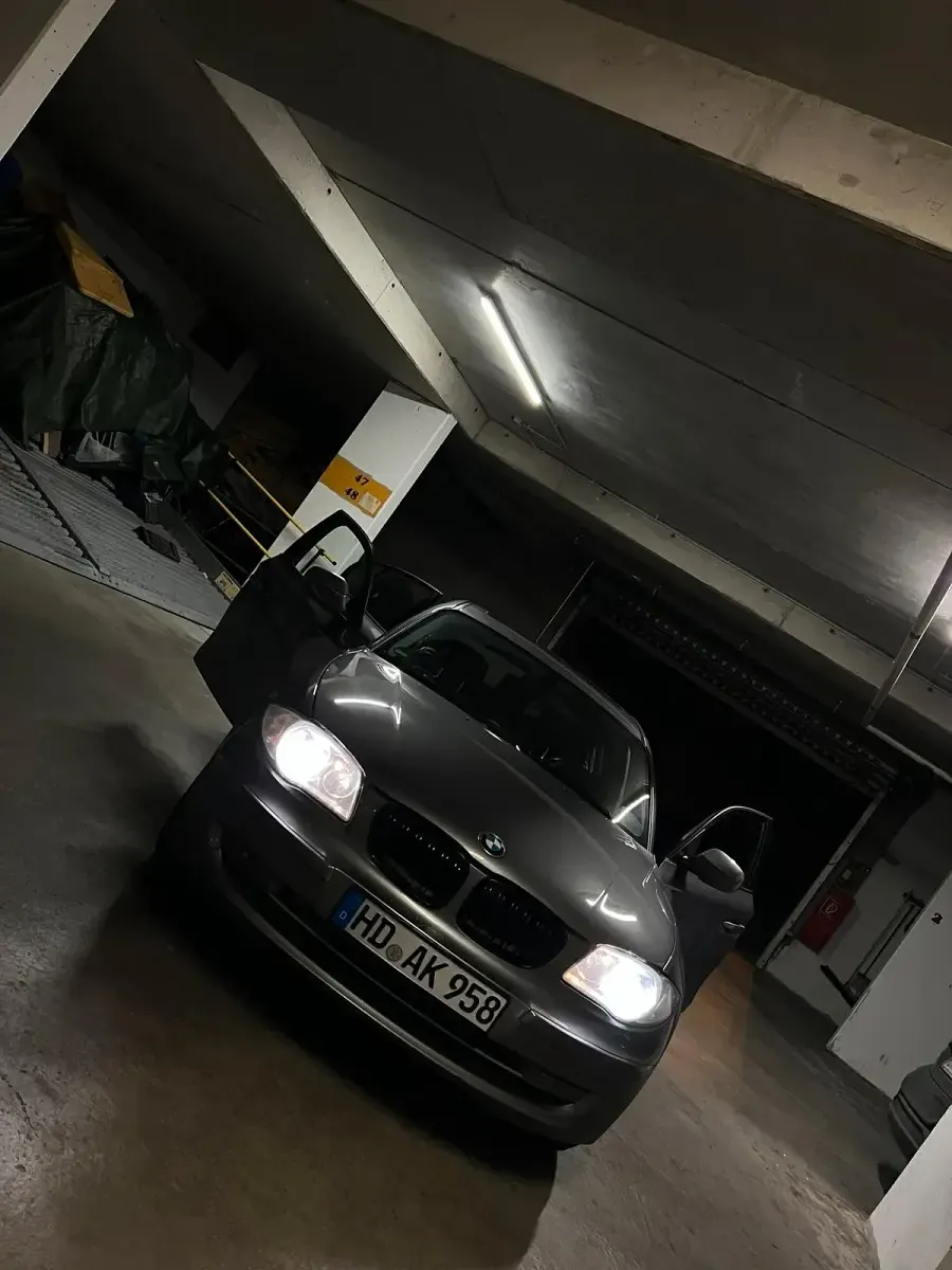 Gebraucht BMW 118 143 PS (105 kW) 2010 Grau Kleinwagen