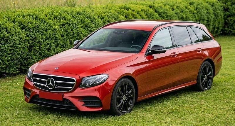 Gebraucht Mercedes E400 AMG 340 PS (250 kW) 2019 Rot Limousine