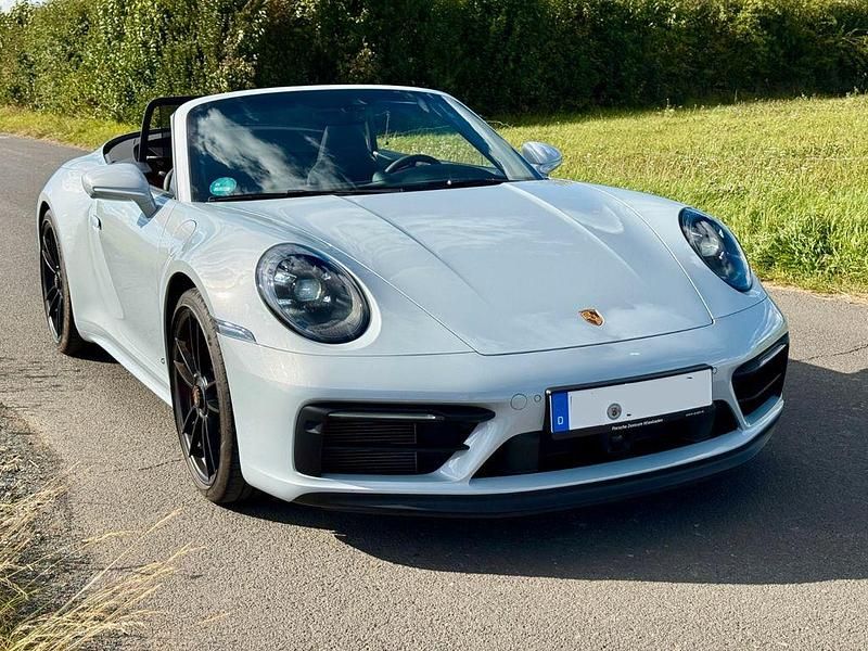 Gebraucht Porsche 992 480 PS (353 kW) 2023 Grau Cabrio