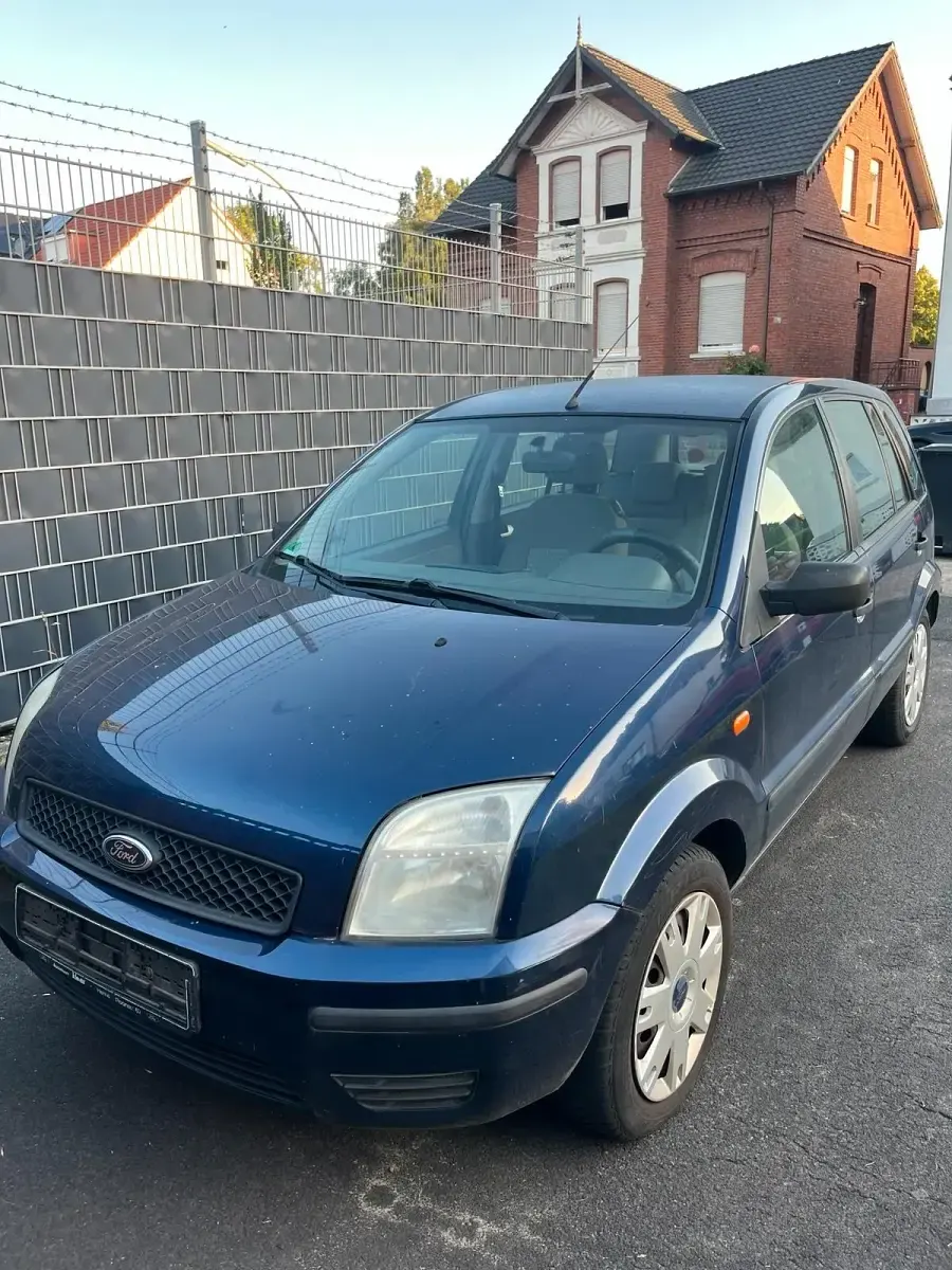Gebraucht Ford Fusion 80 PS (58 kW) 2003 Blau Kleinwagen