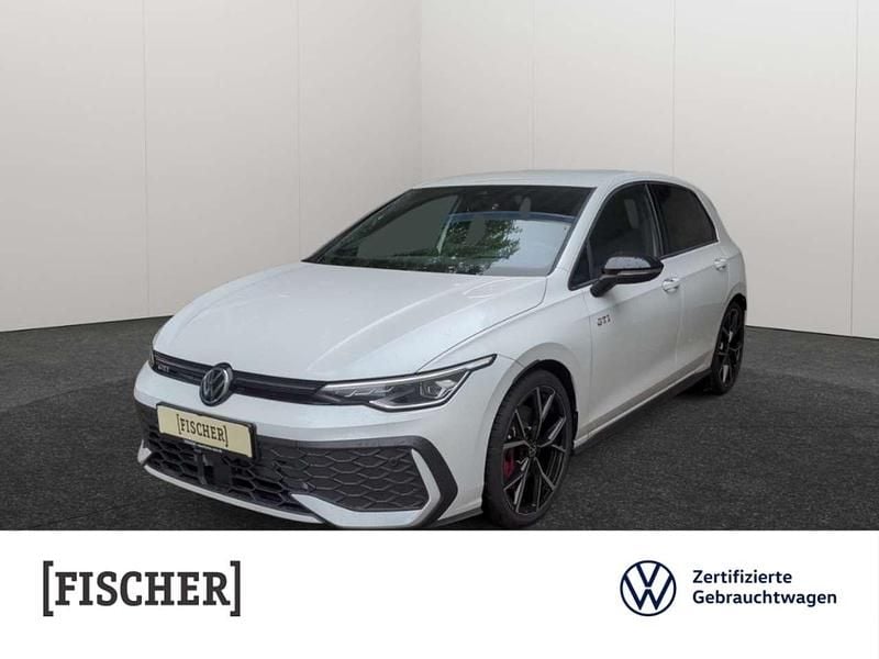 Weiss Neu 2025 VW Golf VIII GTI Limousine | 38.987 € (Superpreis) - Bild 1/4
