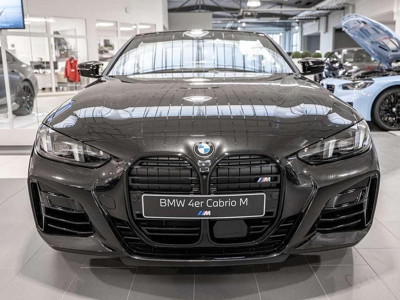 Neu BMW 440 392 PS (288 kW) 2026 Black sapphire Cabrio
