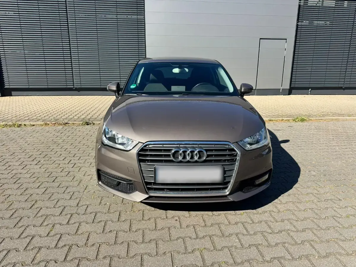 Gebraucht Audi A1 S-Line 95 PS (69 kW) 2016 Braun Kleinwagen