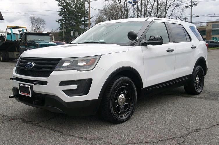 Weiß Gebraucht 2016 Ford Explorer SUV | 22.000 € - Bild 1/4