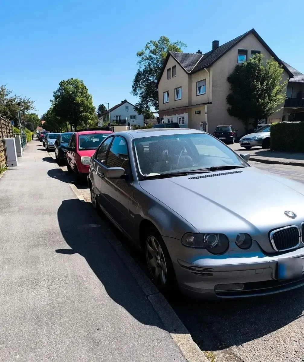 Używany BMW 320 150 KM (110 kW) 2004 Szary