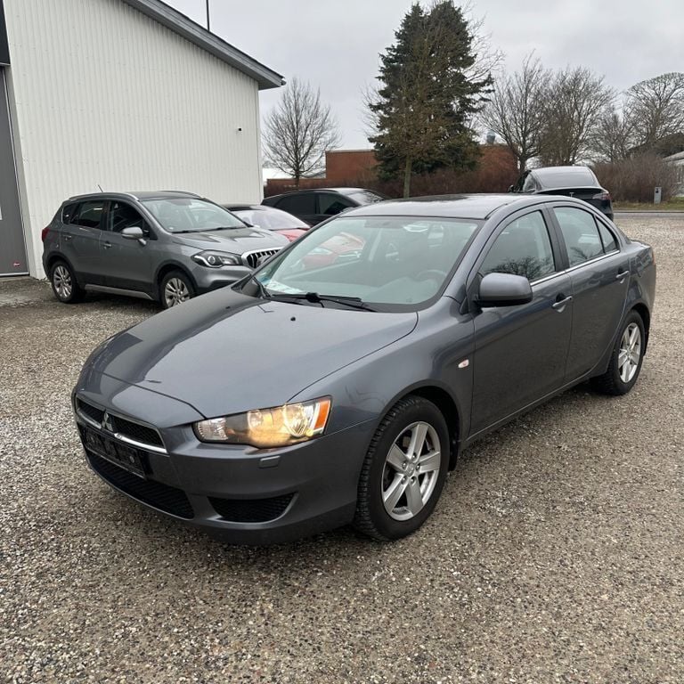Gebraucht Mitsubishi Lancer Invite 143 PS (105 kW) 2009 Limousine