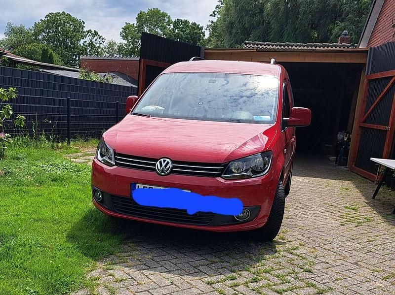 Rot Gebraucht 2014 VW Caddy Team Van / Kleinbus | 15.500 € - Bild 1/4