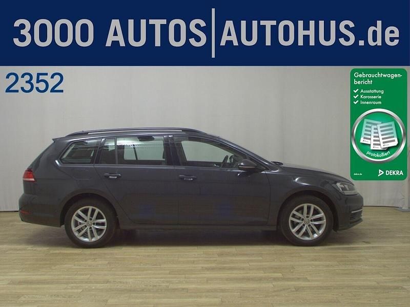Grau Gebraucht 2018 VW Golf VII Comfortline Kombi | 8.680 € (Fairer Preis) - Bild 1/4