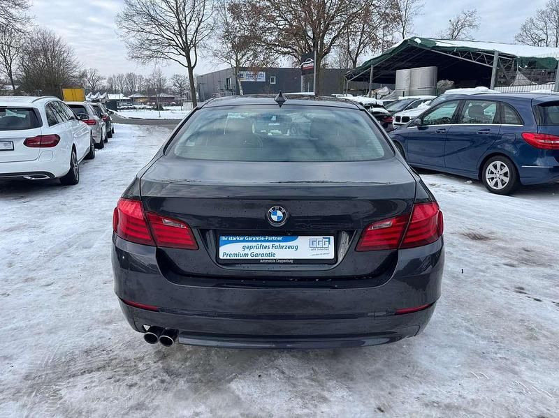 Gebraucht BMW 520 184 PS (135 kW) 2012 Grau Limousine