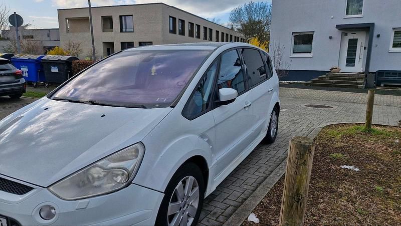 Second-hand Ford S-MAX S 140 CP (102 kW) 2009 Alb Monovolum