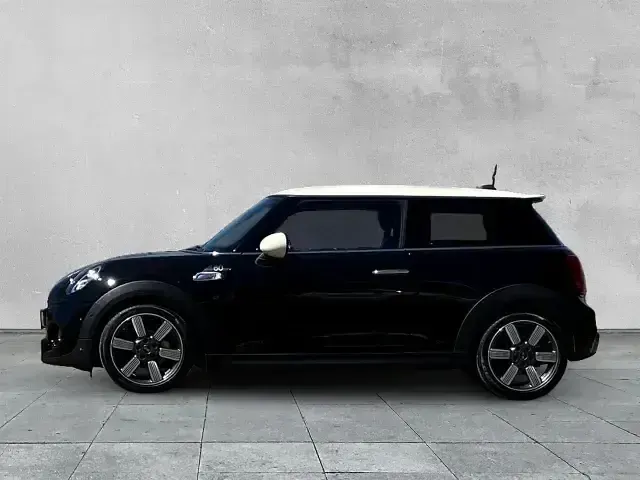 Gebraucht Mini Cooper S 192 PS (141 kW) 2020 Schwarz Kleinwagen