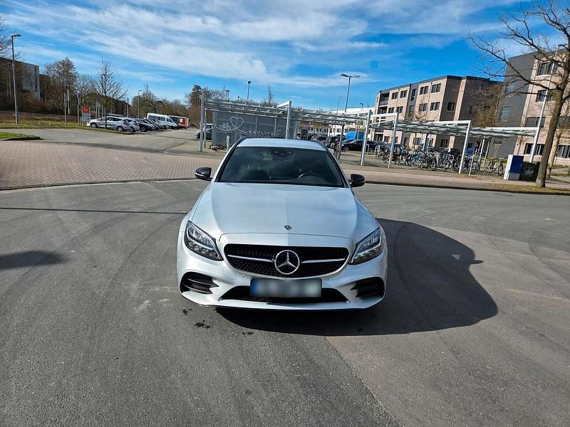 Gebraucht Mercedes C300e AMG line 306 PS (225 kW) 2020 Silber Kombi