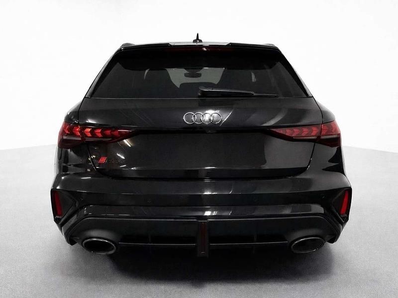 Gebraucht Audi RS3 400 PS (294 kW) 2025 Mythosschwarz metallic Limousine