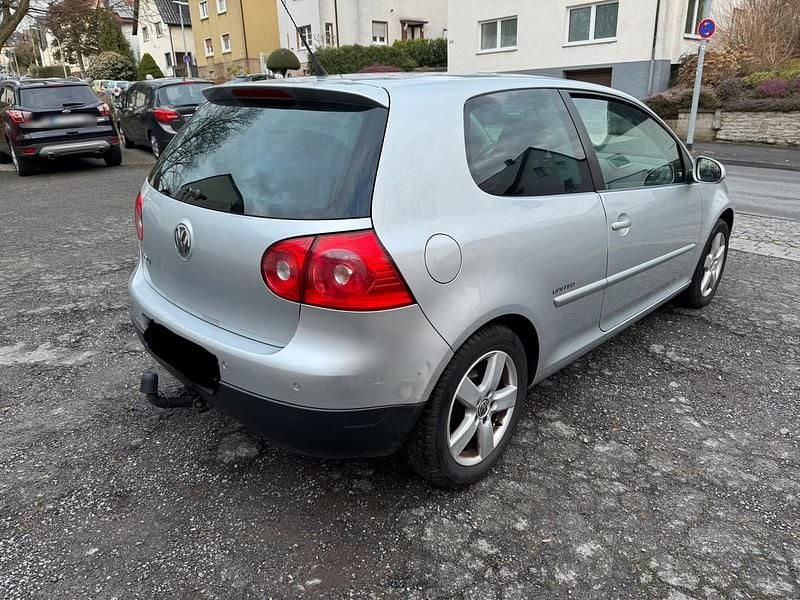 Gebraucht VW Golf VI United 80 PS (58 kW) 2008 Silber Kleinwagen