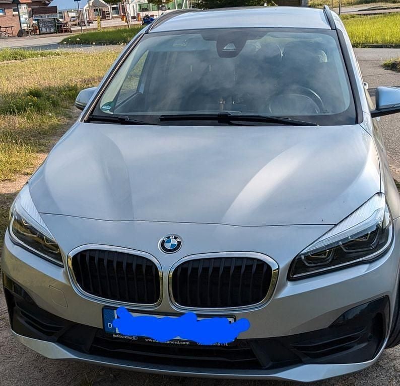 Gebraucht BMW 218 Gran Tourer Advantage 140 PS (102 kW) 2019 Silber Van / Kleinbus