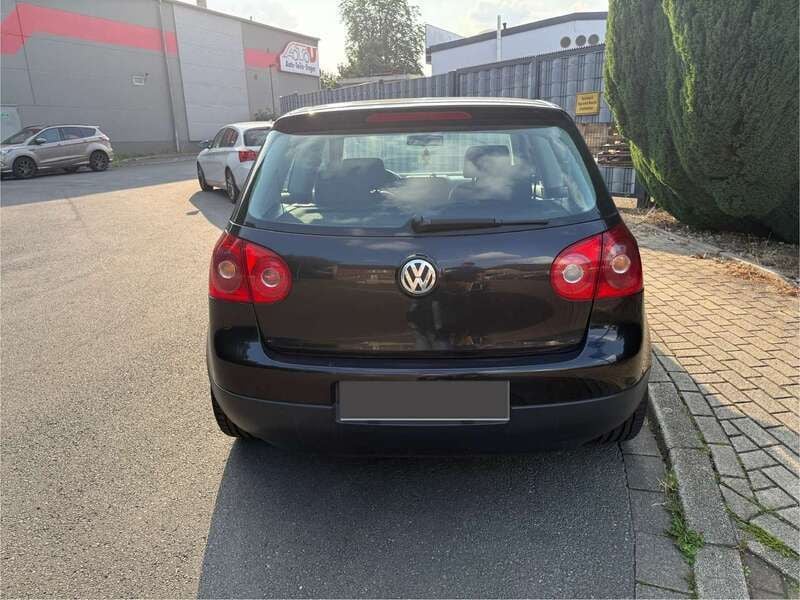 Gebraucht 2005 VW Golf IV Trendline Limousine | 1.000 € (Superpreis) - Bild 1/4