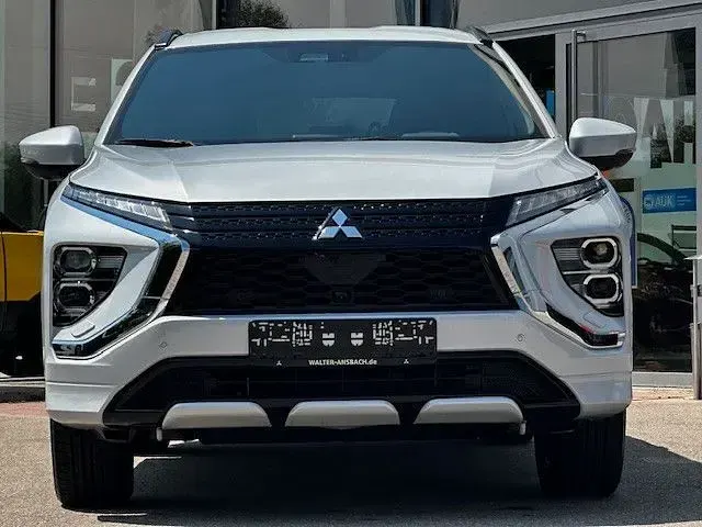 Neu Mitsubishi Eclipse Cross Select 188 PS (138 kW) 2025 Weiß SUV