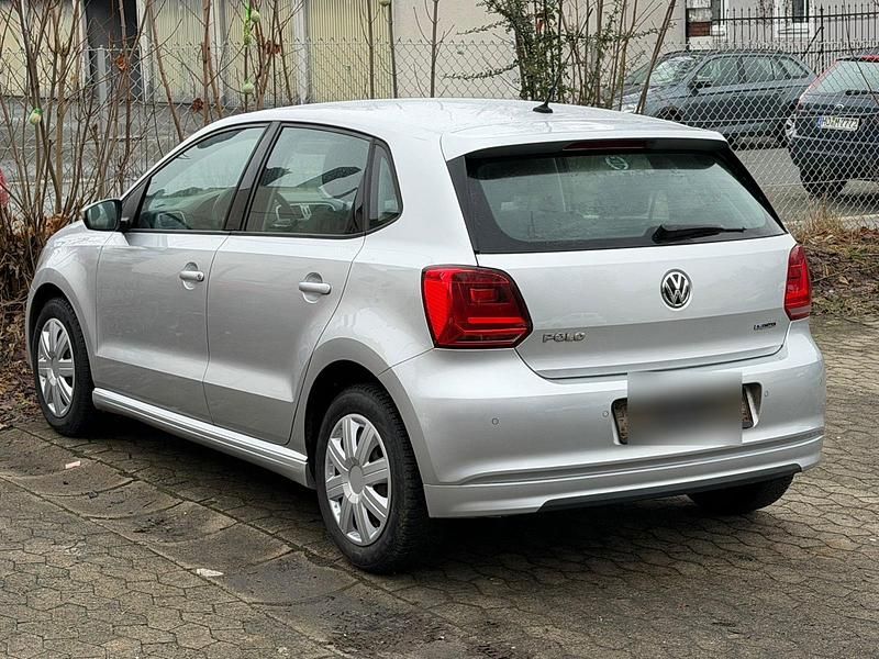 Gebraucht VW Polo 75 PS (55 kW) 2014 Silber Kleinwagen