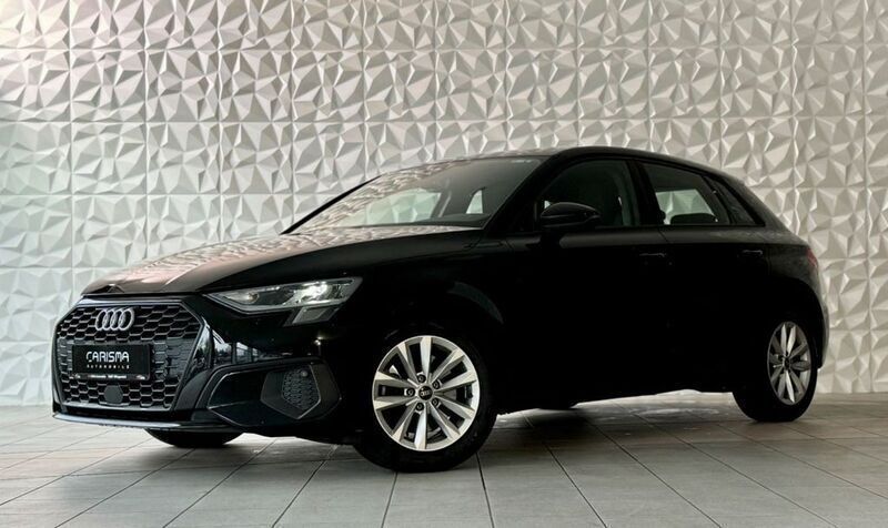 Schwarz Gebraucht 2021 Audi A3 Sportback Sport Limousine | 22.400 € (Fairer Preis) - Bild 1/4