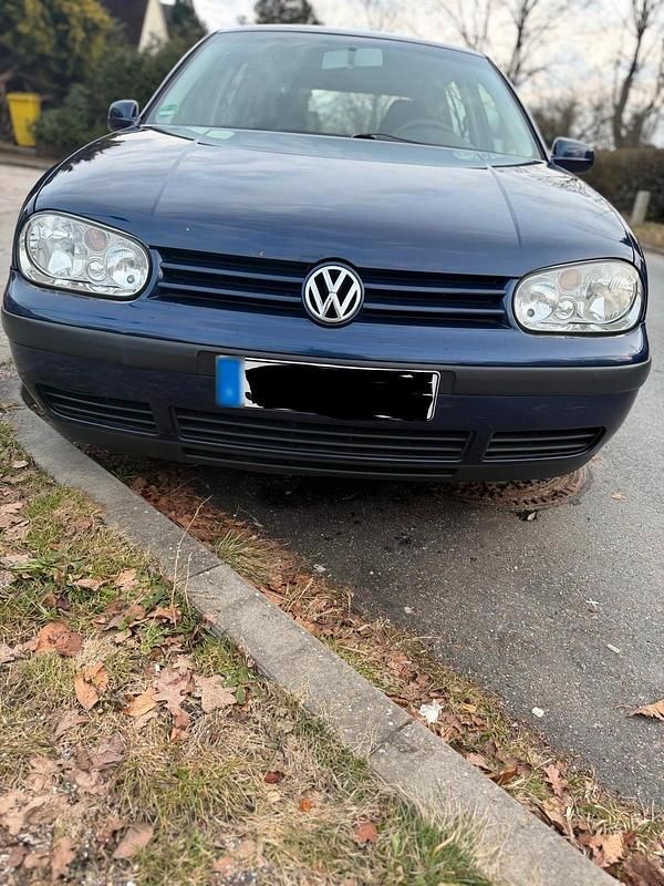 Gebraucht VW Golf IV 75 PS (55 kW) 2003 Blau Limousine