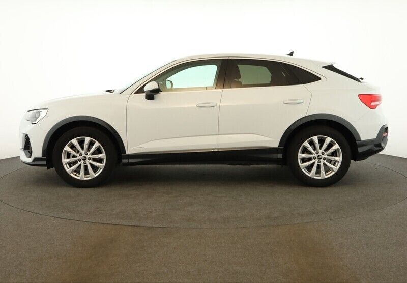 Gebraucht Audi Q3 Sportback 150 PS (110 kW) 2022 Gletscherweiß metallic SUV