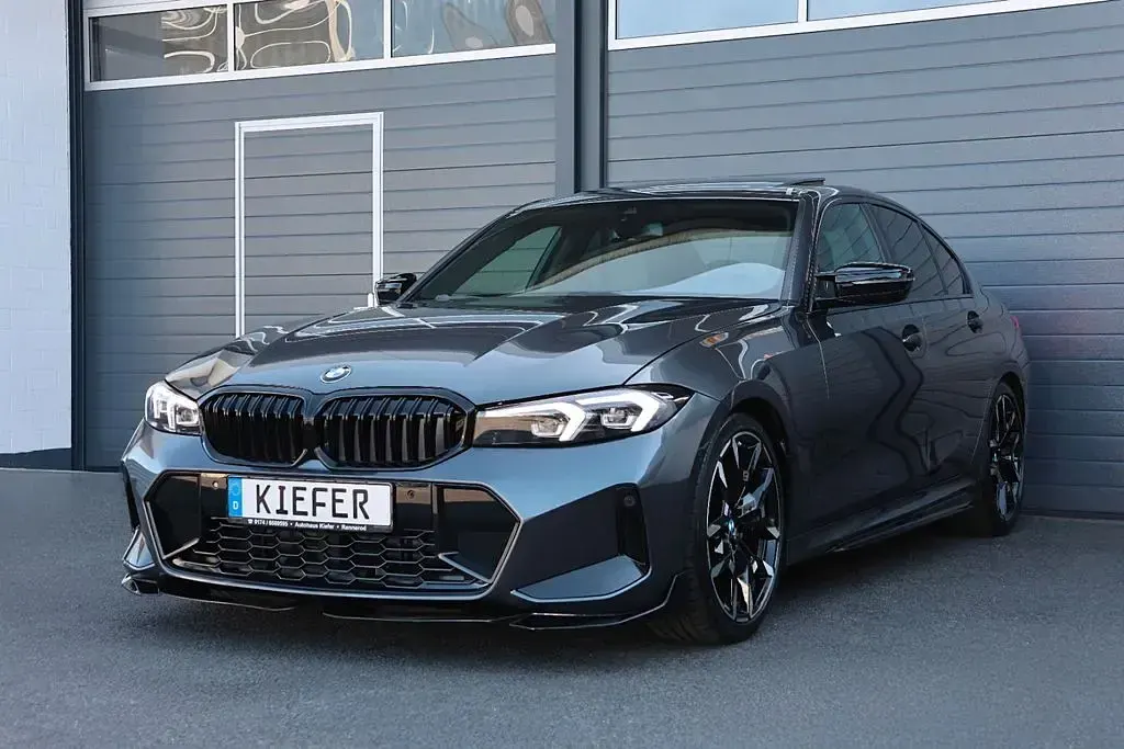 Käytetty BMW 330 Performance 258 HP (189 kW) 2021 Harmaa Sedan