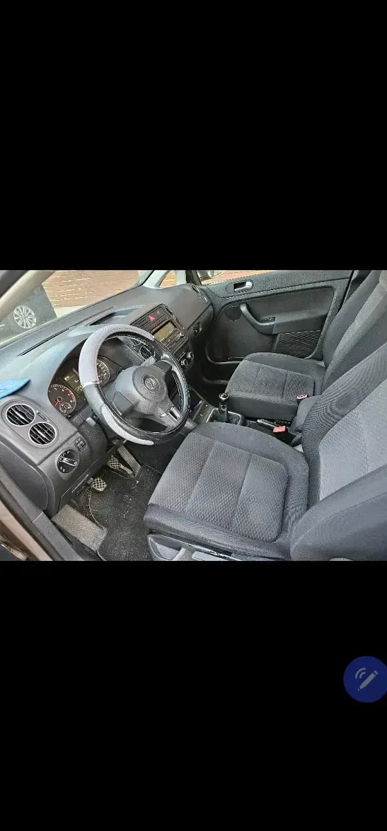 Usata VW Golf VI 80 CV (58 kW) 2010 Oro Utilitaria