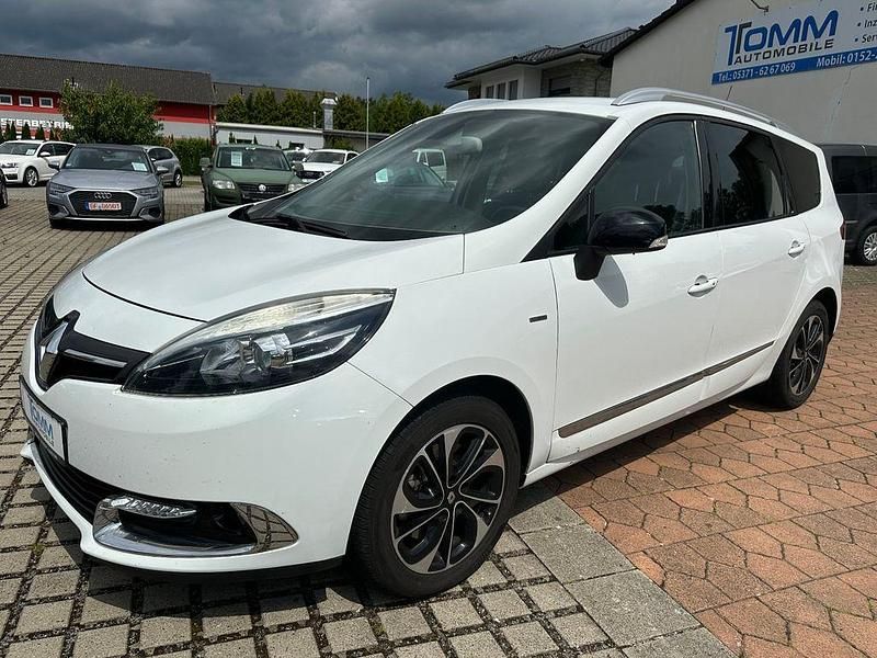 Weiß Gebraucht 2014 Renault Scénic III Bose Edition Van / Kleinbus | 10.990 € - Bild 1/4