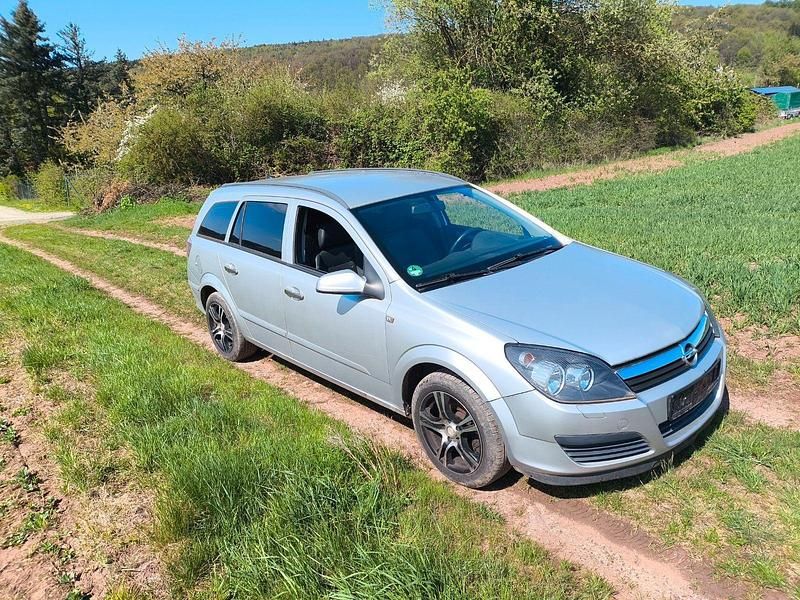 Silber Gebraucht 2006 Opel Astra Edition Kombi | 1.100 € (Guter Preis) - Bild 1/4
