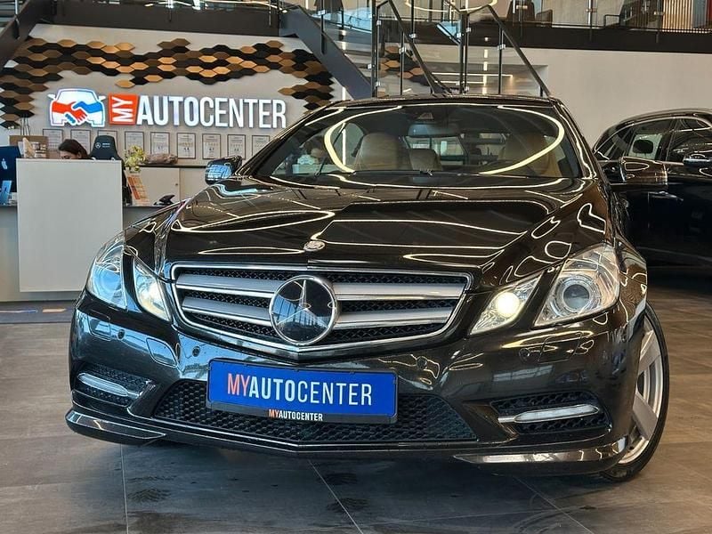 Gebraucht Mercedes E350 AMG line 265 PS (194 kW) 2012 Braun Coupé