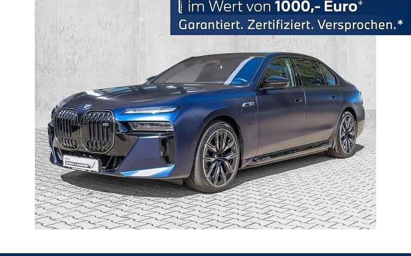 Blau Gebraucht 2024 BMW M760e M Sport Limousine | 127.490 € - Bild 1/4
