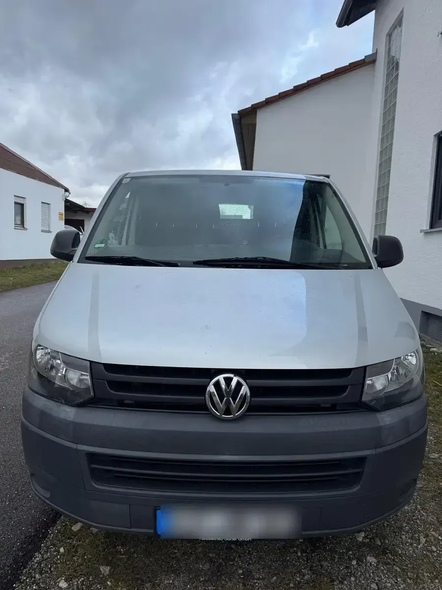 Second-hand VW Transporter 102 CP (75 kW) 2011 Argintiu Van