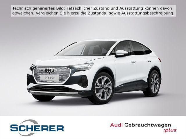 Gletscherweiß metallic (metallic) Gebraucht 2021 Audi Q4 Sportback e-tron Advanced Plus SUV | 29.999 € (Fairer Preis) - Bild 1/3