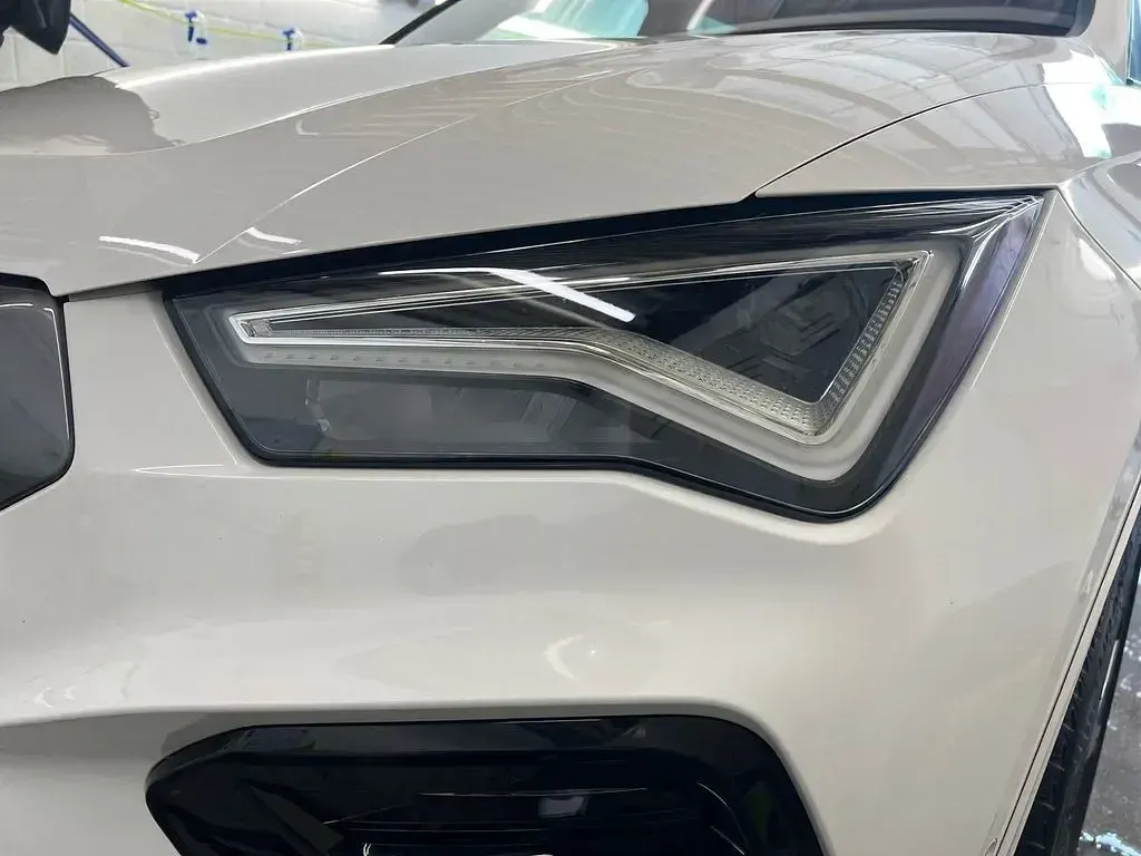 Gebraucht Cupra Ateca VZ 300 PS (220 kW) 2024 Bila weiss SUV