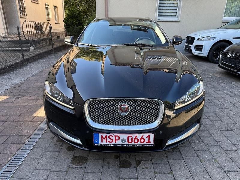 Schwarz Gebraucht 2015 Jaguar XF Sportbrake Kombi | 6.900 € (Teuer) - Bild 1/4