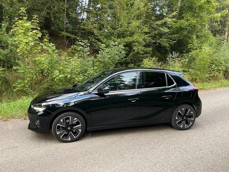 Gebraucht Opel Corsa-e 100 kW (136 PS) 2023 Schwarz Kleinwagen